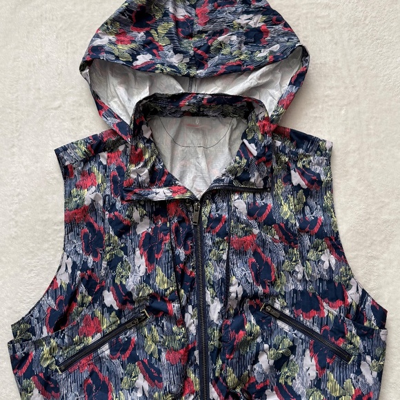 FP Movement by Free People Off the Grid Vest - Picture 6 of 11